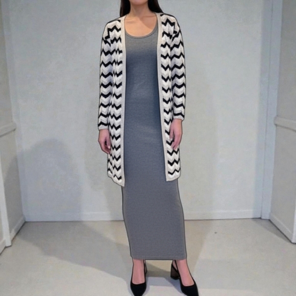 Jaclyn Smith Sweaters - Jaclyn Smith Pointelle Crochet Striped Cardigan Duster Size L -EUC